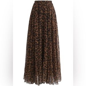 Maxi leaped print skirt from Chickwish